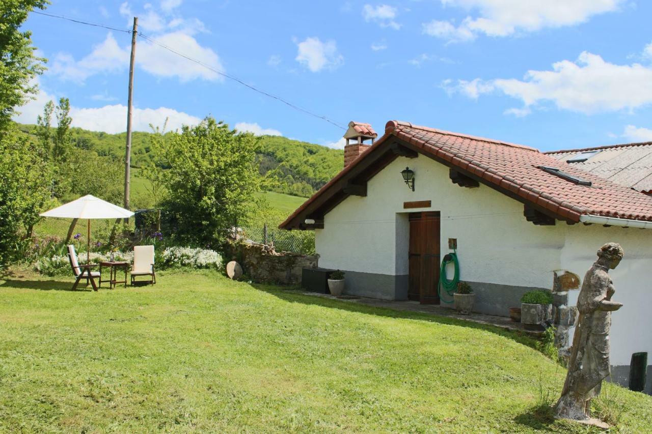 Lazkotzenea Guest House Mezkiriz Екстериор снимка