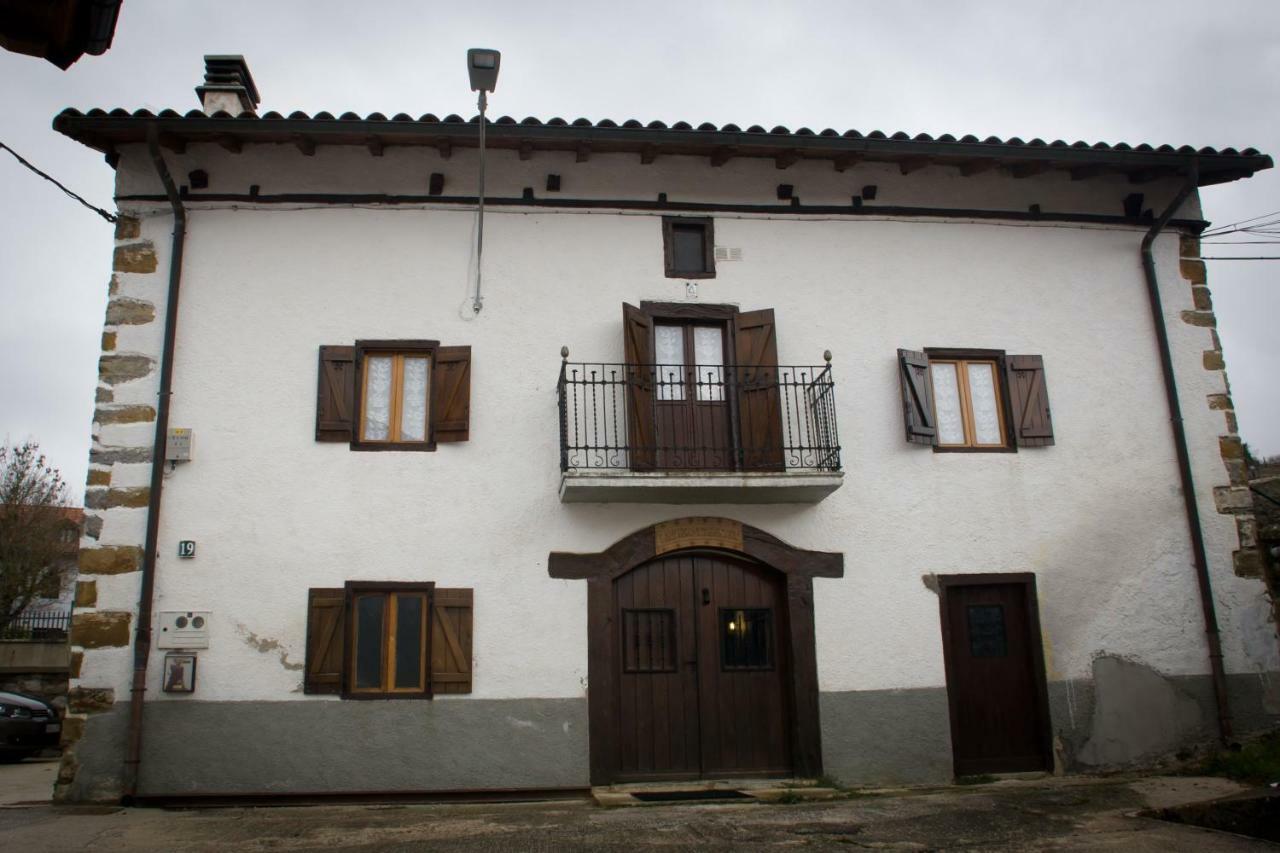 Lazkotzenea Guest House Mezkiriz Екстериор снимка